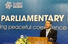 越南国会副主席阮德海出席“促进和平” 科学研讨会