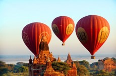 缅甸传统热气球节时隔三年重新举办