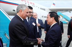 俄罗斯国家杜马主席沃洛金抵达河内 开始对越南进行正式访问