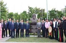 印度著名诗人拉宾·德拉纳特·泰戈尔雕像落成仪式在北宁省举行