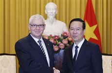 越南国家主席武文赏会见匈牙利最高检察院院长彼得·波尔特