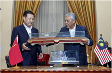 马来西亚与中国合作对抗全球恐怖主义