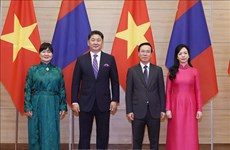 蒙古国总统呼日勒苏赫结束对越南的国事访问