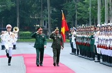 柬埔寨副首相兼国防大臣迪西哈对越南进行正式访问