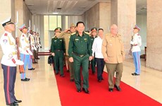 越南国防部工作代表团对古巴进行工作访问