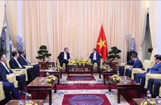 越南政府总理范明政会见中国商务部部长王文涛