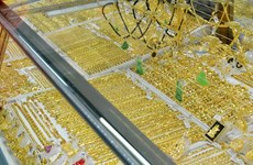 12月1日越南国内市场黄金价围绕7360万越盾一两的水平