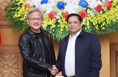 越南政府总理范明政会见全球最大电子芯片制造企业NVIDIA首席执行官黄仁勋
