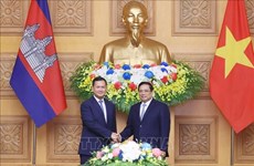 柬埔寨王国首相圆满结束对越南进行的正式访问