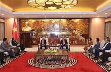 河内市优先发展与老挝各地的友好合作关系