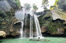 仙女瀑布—越南西北山区宏伟壮观的画作