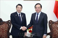 越南政府副总理陈流光会见日本福冈市知事