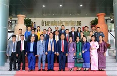 越南永隆省与柬埔寨班迭棉吉省加强多领域合作