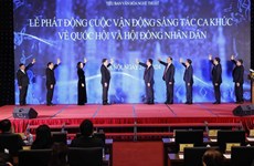 越南国会主席王廷惠出席关于国会和人民议会主题歌曲创作活动启动仪式