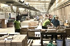 越南企业与外资企业合作 促进木材出口