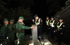 越中两国首次进行夜间边境地区联合巡逻