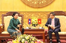 越南与老挝分享各遗产保护传承工作经验