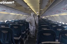 防止新冠疫情蔓延   越南航空公司强化消毒工作