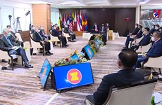 政府总理范明政出席东盟领导人会议