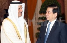 阮明哲主席会见阿联酋经济部部长