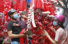 组图：越南各地洋溢着圣诞节气氛