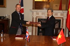 组图：《越南与英国自由贸易协定》正式签署