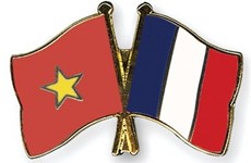 越南领导人致电祝贺法国国庆日