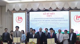 加强越南隆安省与韩国企业之间的贸易的贸易往来