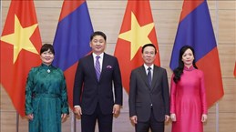 蒙古国总统呼日勒苏赫结束对越南的国事访问