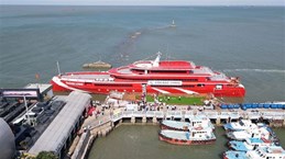 头顿-昆岛航线超大型客船投入运营