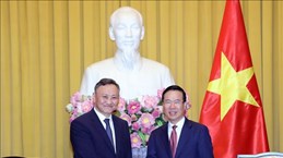 越南国家主席武文赏会见蒙古国总检察长