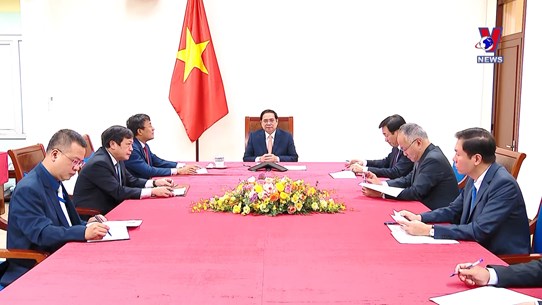 越南政府总理范明政与韩国总理韩德洙通电话