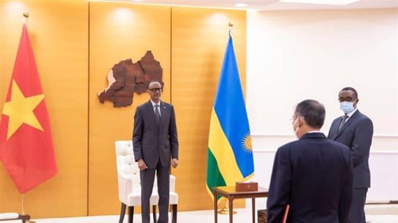 卢旺达总统希望进一步推进与越南的友好合作关系 