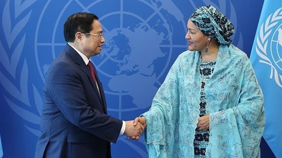 越南政府总理范明政会见联合国领导人