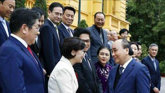 越南国家主席阮春福会见在越韩国人组织代表
