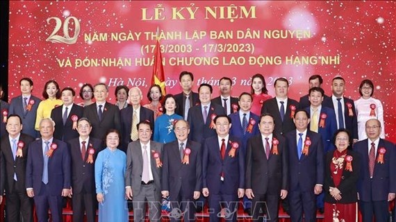 越南国会主席王廷惠出席民愿委员会成立20周年庆典