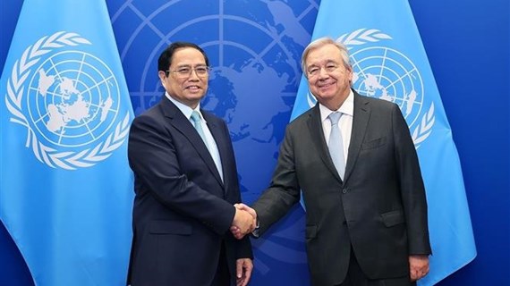 越南政府总理范明政会见联合国秘书长安东尼奥•古特雷斯