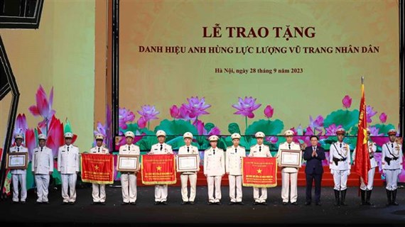 国会主席王廷惠出席全民消防日启动仪式