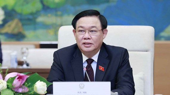 越共中央委员会同意王廷惠同志辞去各领导职务