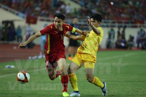 第31届东南亚运动会男足比赛：越南U23男足队以1比0击败泰国U23男足队 夺得男足金牌 hinh anh 3