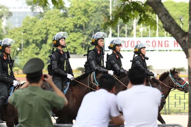 组图：越南机动警察骑兵队正式亮相 hinh anh 7