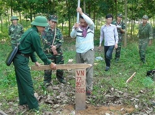 越南与柬埔寨边界线陆地边界勘界立碑工作：从协议到实际 hinh anh 1
