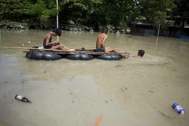 缅甸洪水已经造成数百人死亡 hinh anh 1