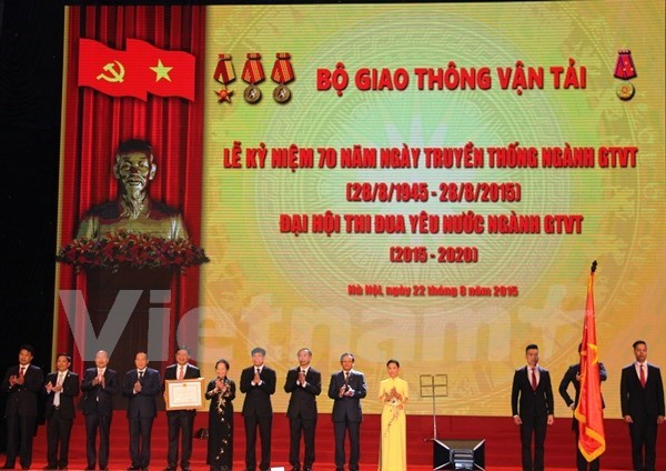 越南交通运输部荣获一级独立勋章 hinh anh 1
