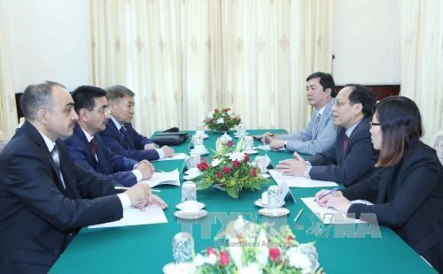 哈萨克斯坦共产人民党代表团访问越南 hinh anh 2