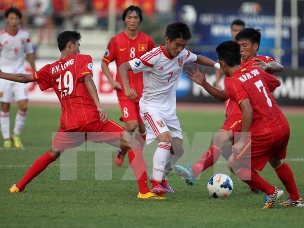 2015东南亚U19足球锦标：越南队取得首胜 hinh anh 1