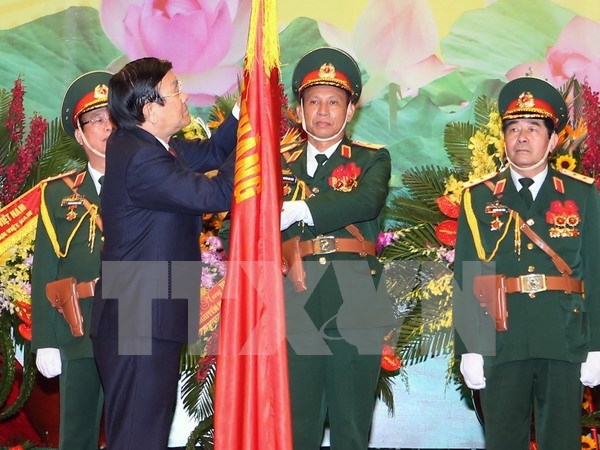 张晋创主席出席越南人民军总参某部成立70周年纪念典礼 hinh anh 1