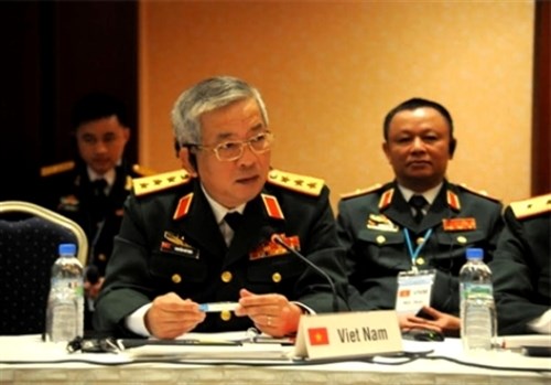阮志咏上将：海上和空中安全要成为东盟所有成员国的共同关切 hinh anh 1