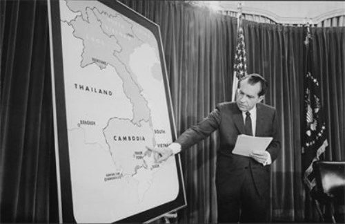 美国总统尼克松关于对越轰炸战役的谎言 hinh anh 1