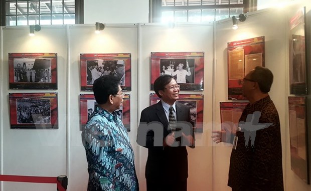 印尼国际关系展览会展出越印尼关系许多资料 hinh anh 1